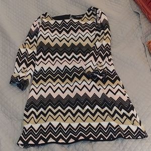 3 for $12 lily Rose Zig zag sweater like dress